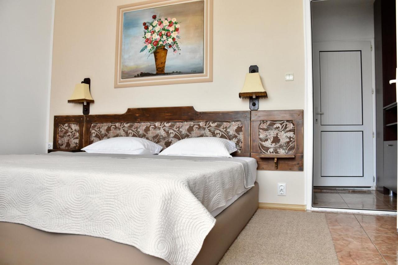 Family Hotel Apolonia Szozopol Kültér fotó
